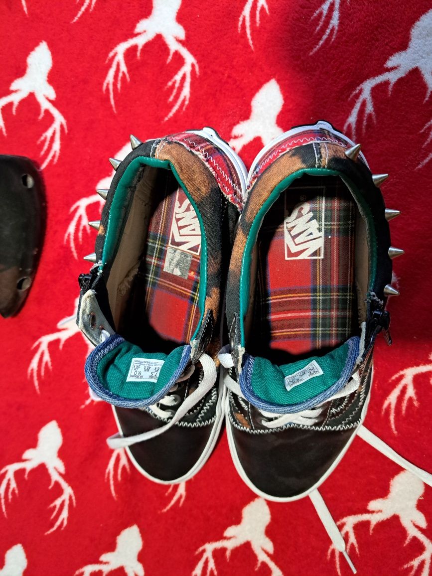 Obuwie roz 40 Vans