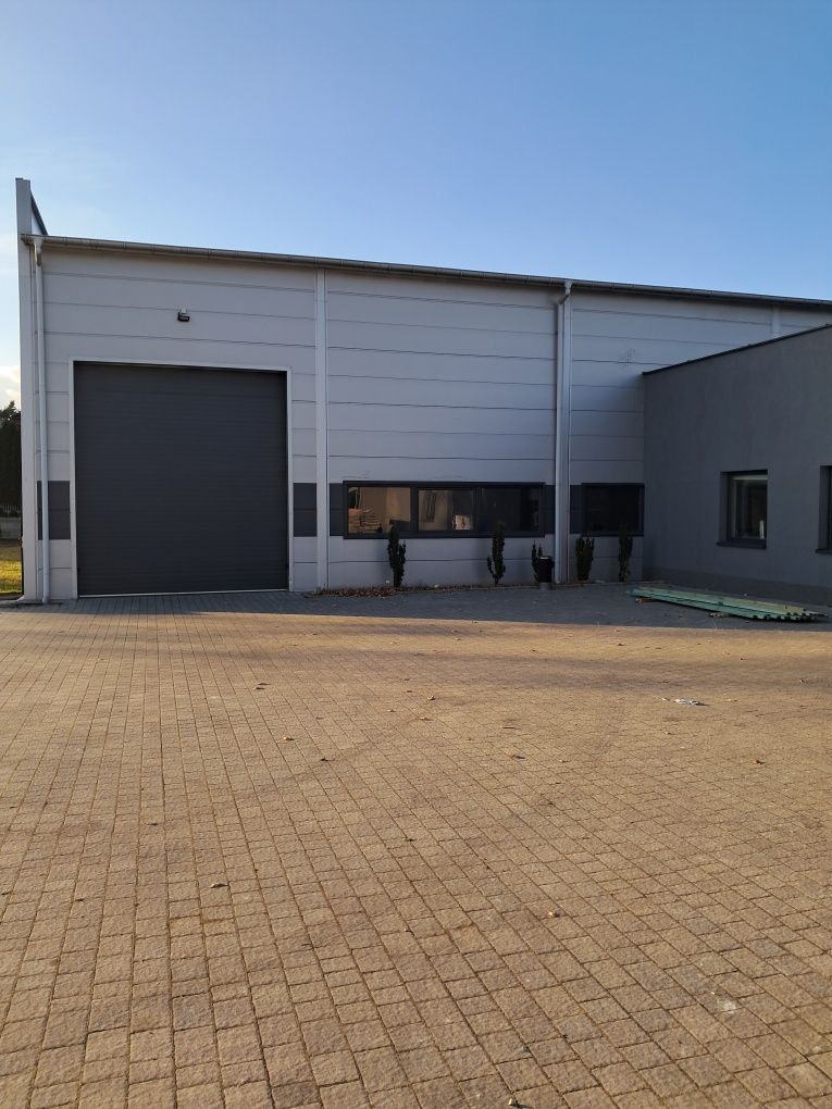 Wynajmę 2 hale po 740 m2 + 490 m2 powierzchni biurowej  22 zł/m2.