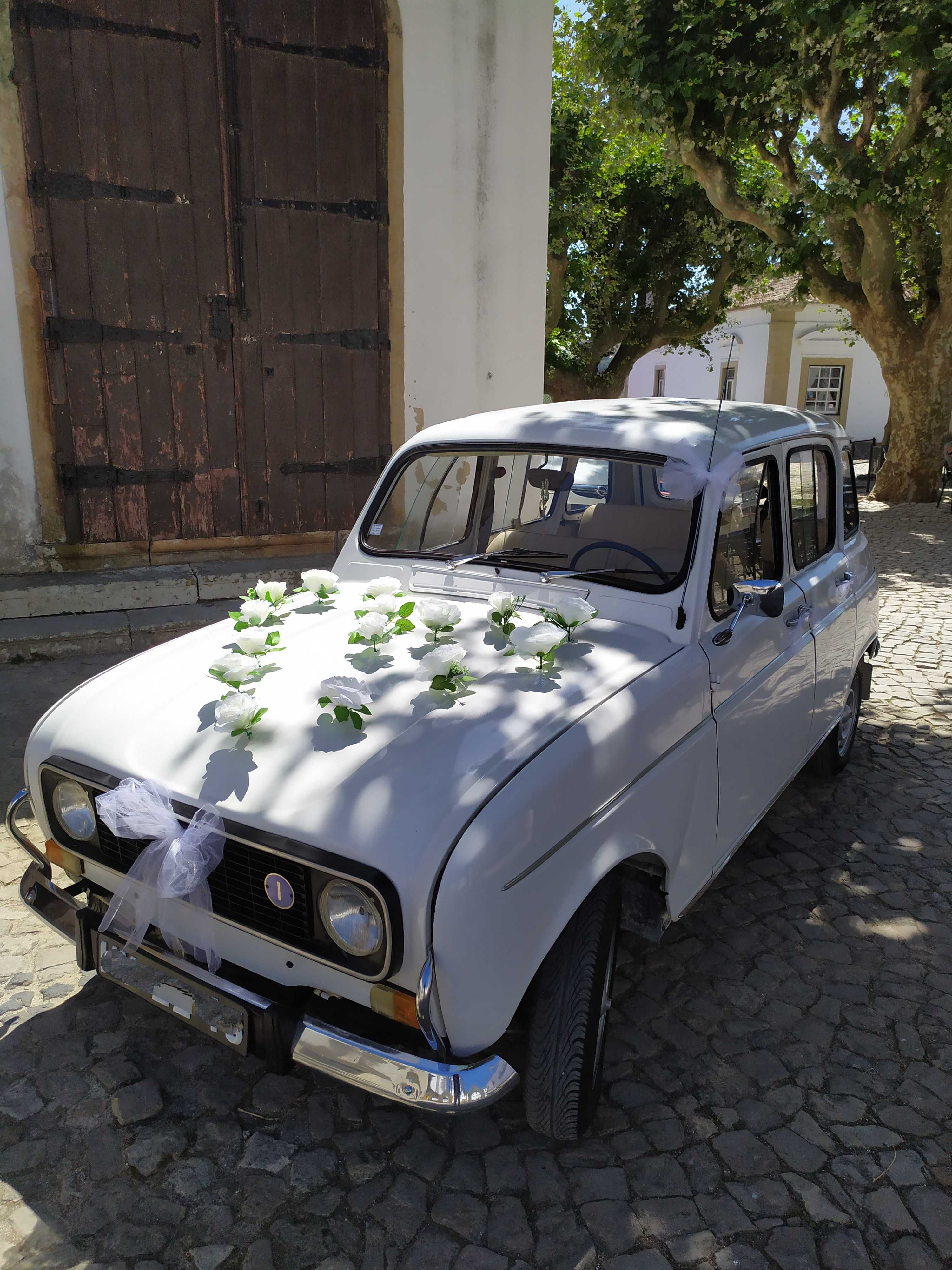 Aluguer de carro para casamentos e outros eventos – Renault 4L 1976