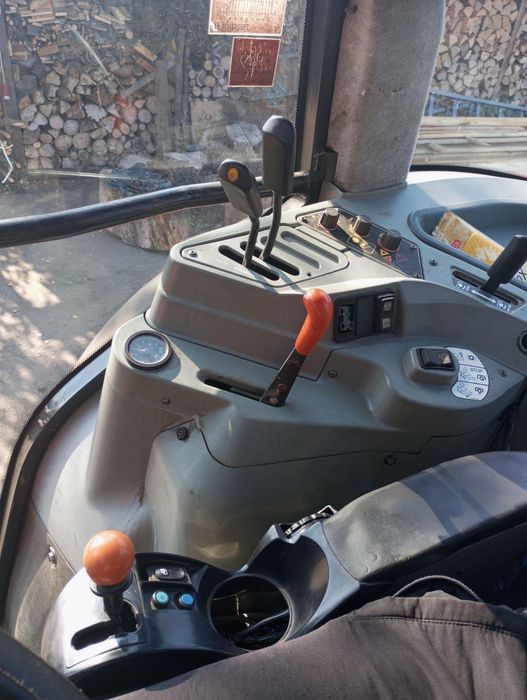 Трактор Массей Фергюссон 8260, Massey Fergusson 8260, 210 к.с. 2003 р.