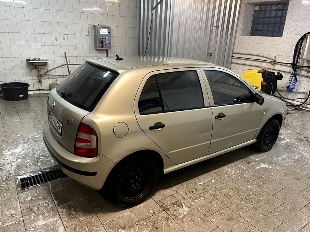 Продам skoda fabia 1.2