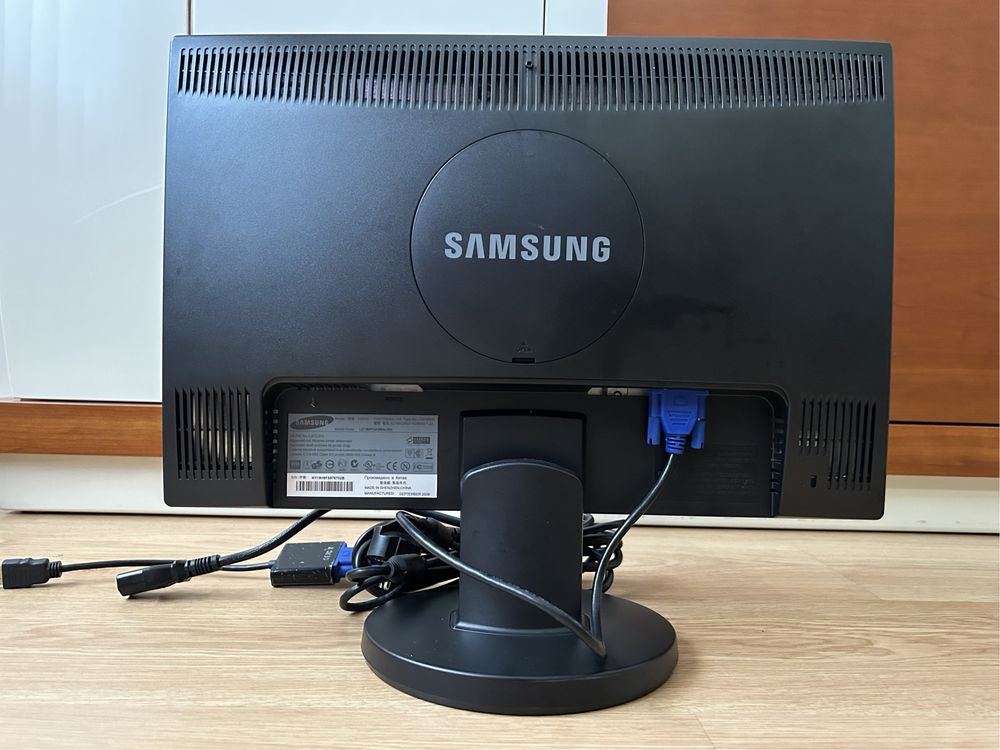 Monitor LCD SAMSUNG 19”
