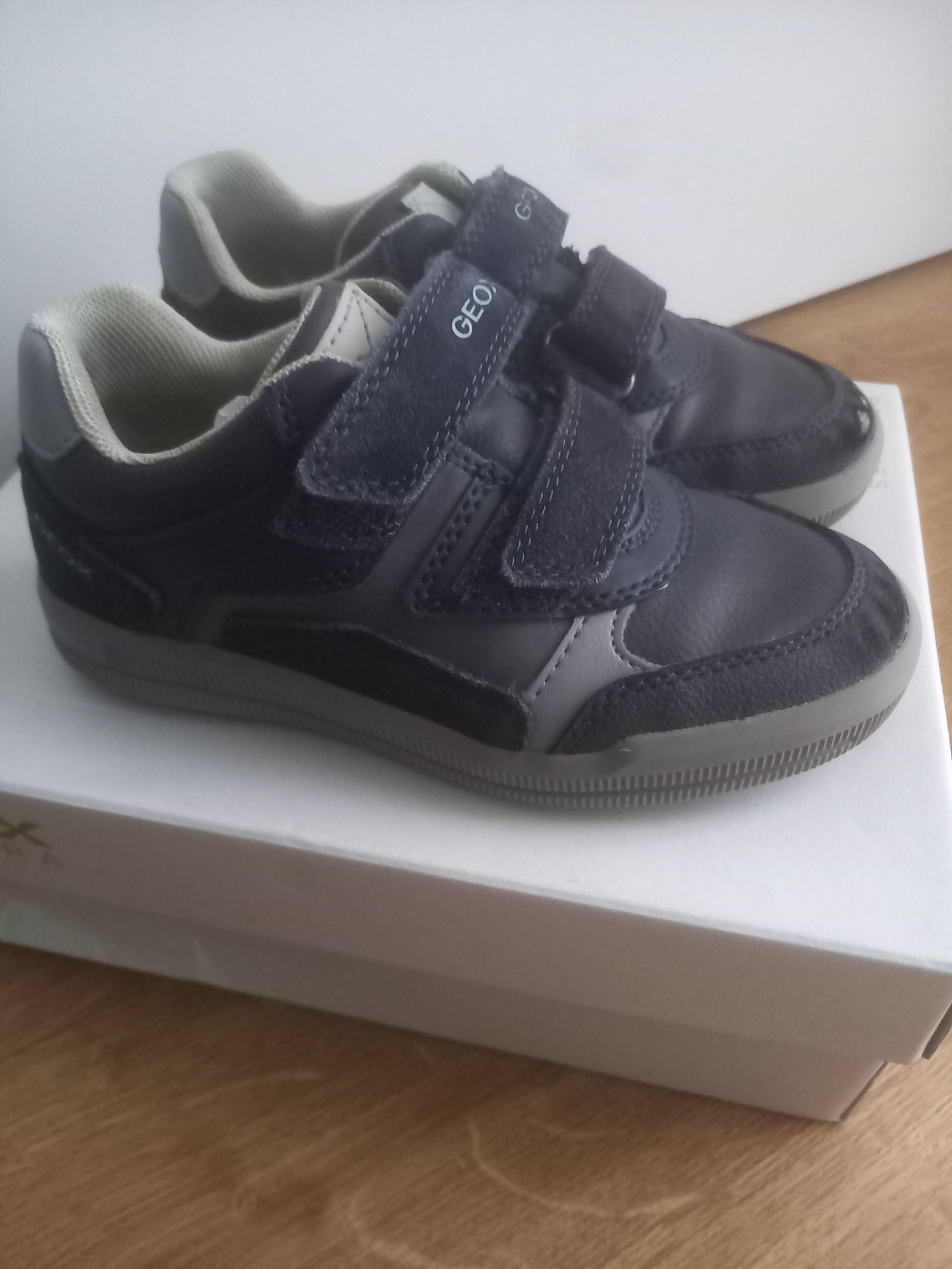 Geox r.30 adidasy chłopięce