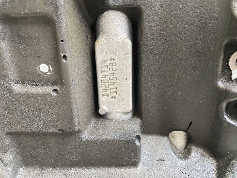 Blok silnika 2.0 D4 volvo D4204T14