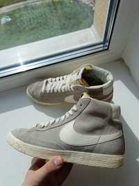 Кросівки Nike blazer