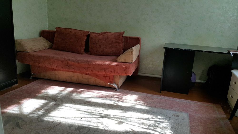 Автовокзал, Чайка, студентці або дівчині працюючій