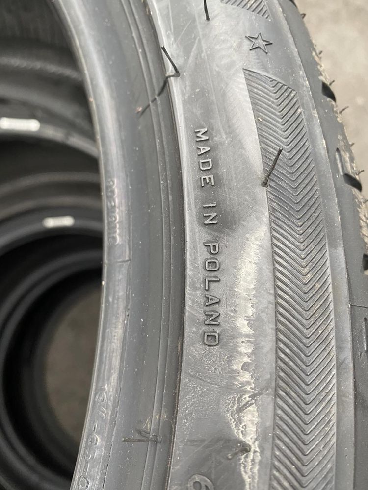 255/35/19 R19 Bridgestone Potenza S001 RSC 4шт новые