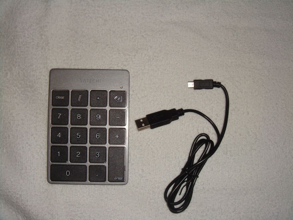 Teclado SATECHI Aluminum Slim (Bluetooth -Para Macbook