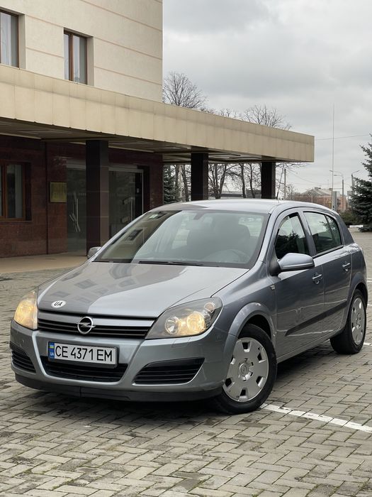 Opel Astra 2004 год 1.4 бензин