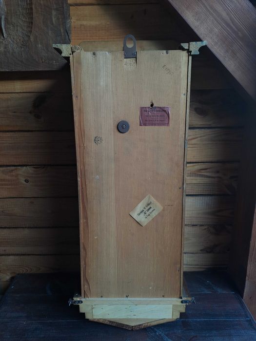 Stary Zegar retro vintage wiszący z wahadłem w dobrym stanie sprawny