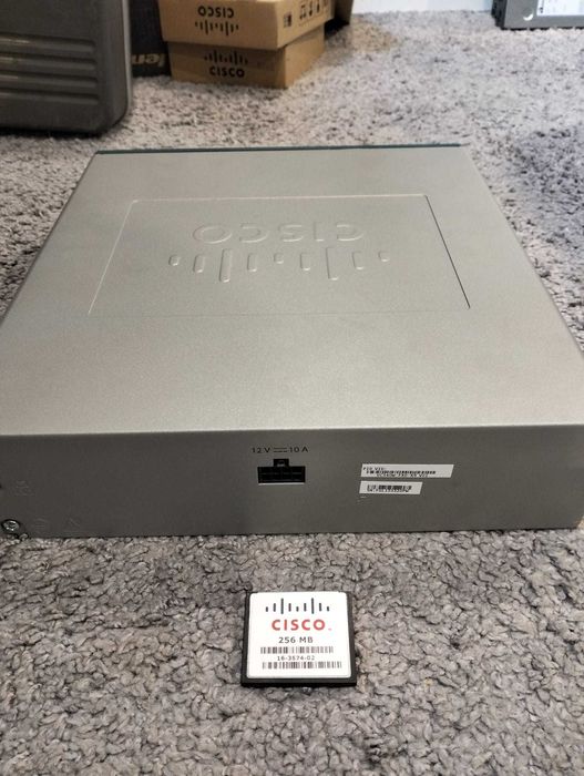 Cisco UC520-16 centrala telefoniczna