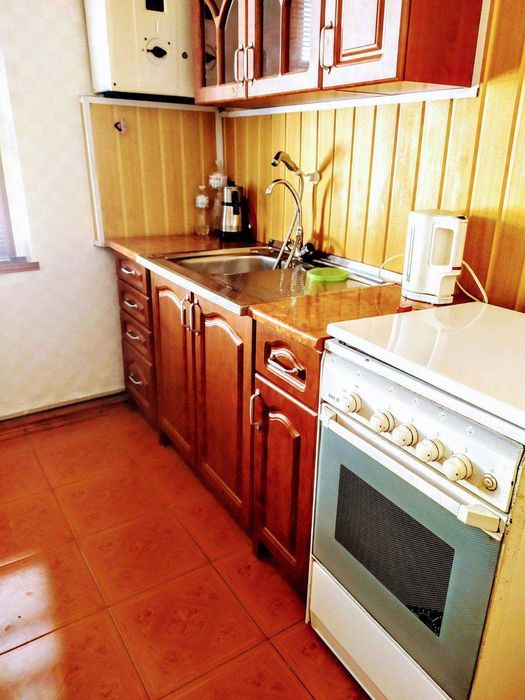 Аренда 70 м..кв. на М. Грушевского.