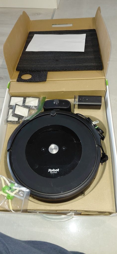iRobot Roomba e5