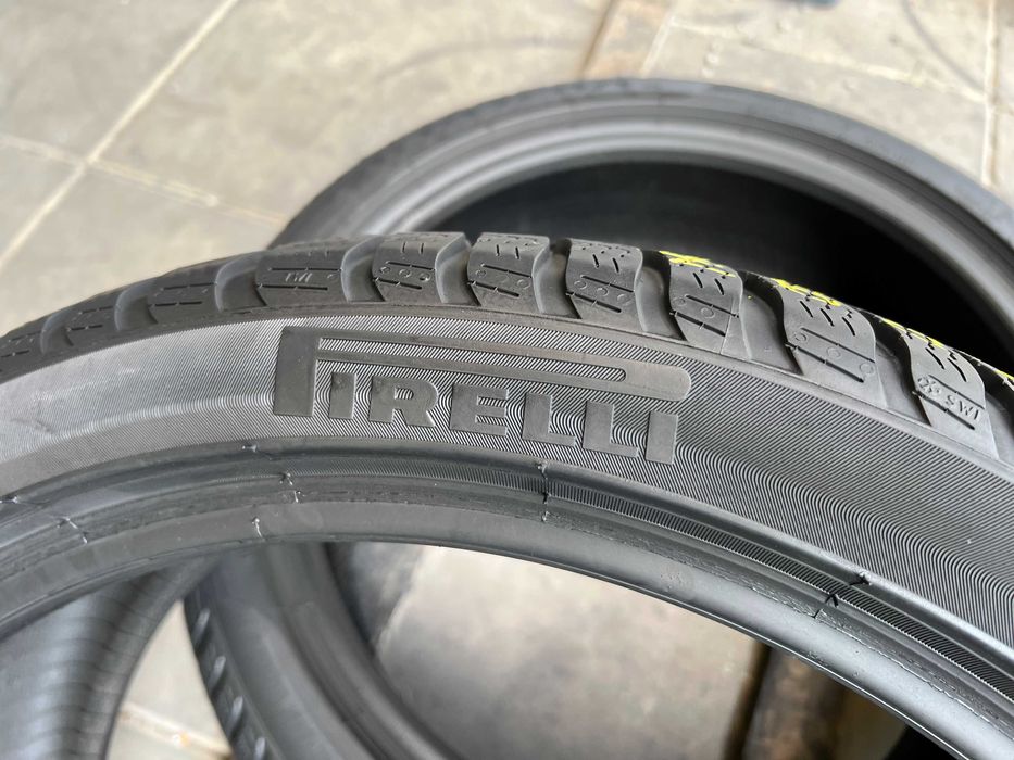 Opony zimowe 225/40/R19 Pirelli Sottozero 3 - 2 sztuki