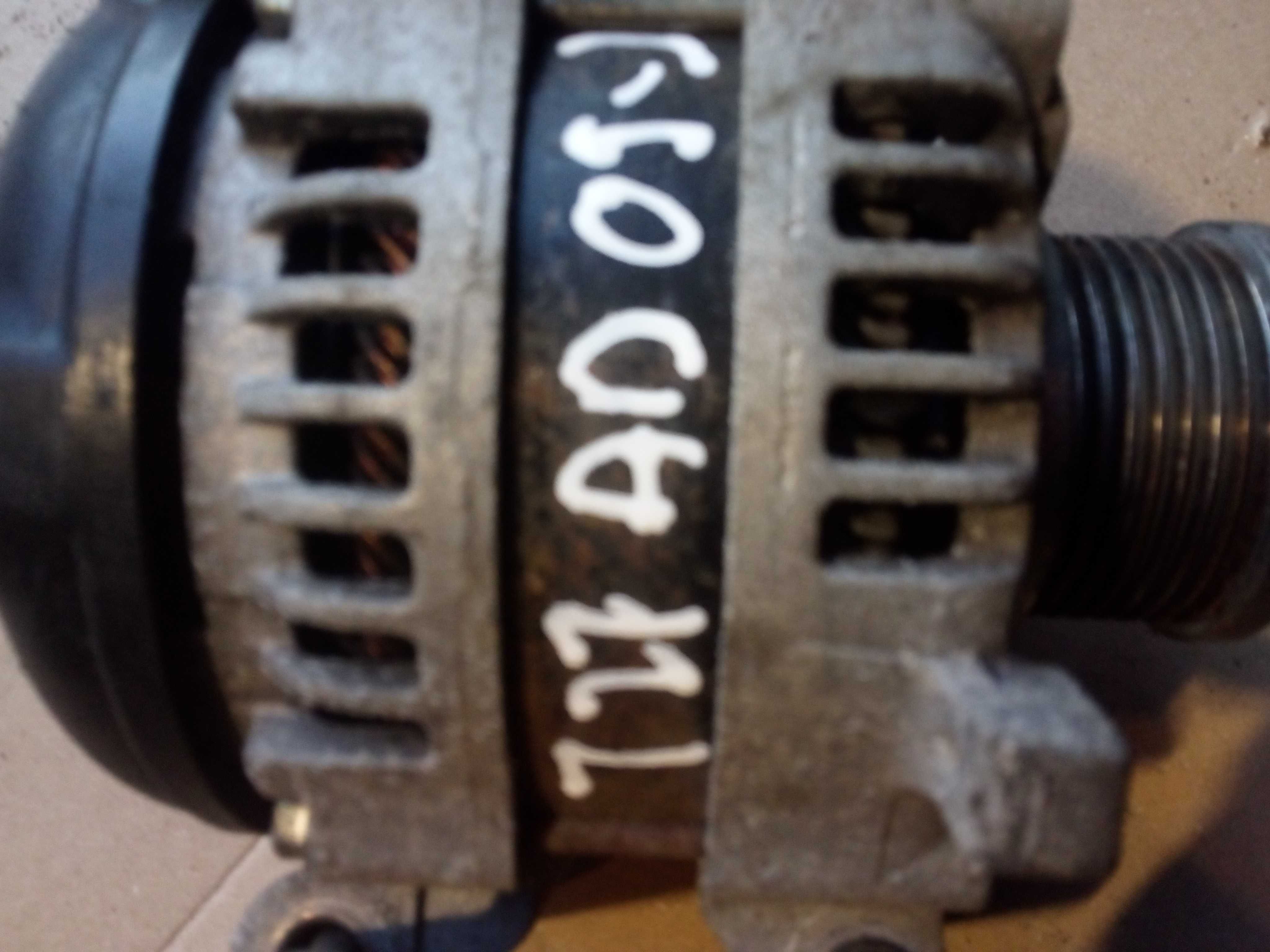 toyota AVENSIS T27 09-15    2,0 2,2 alternator