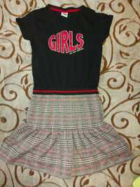 Сукня для дівчинки на зріст 134-140