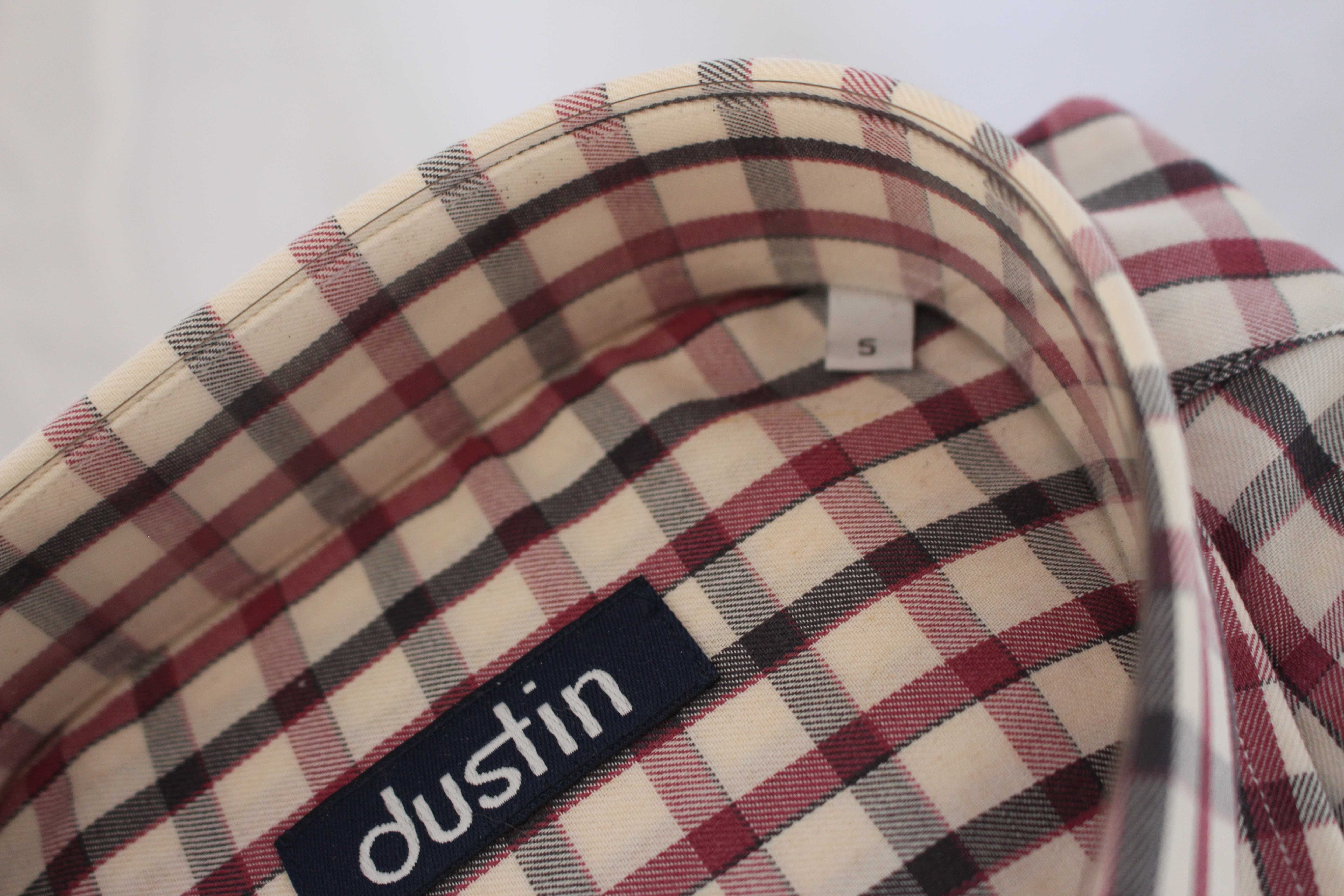 Camisa nova, DUSTIN, el Corte inglês