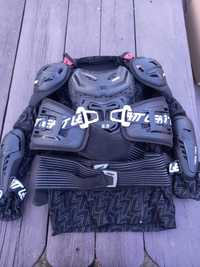 Моточерепаха LEATT Body Protector 5.5 Black