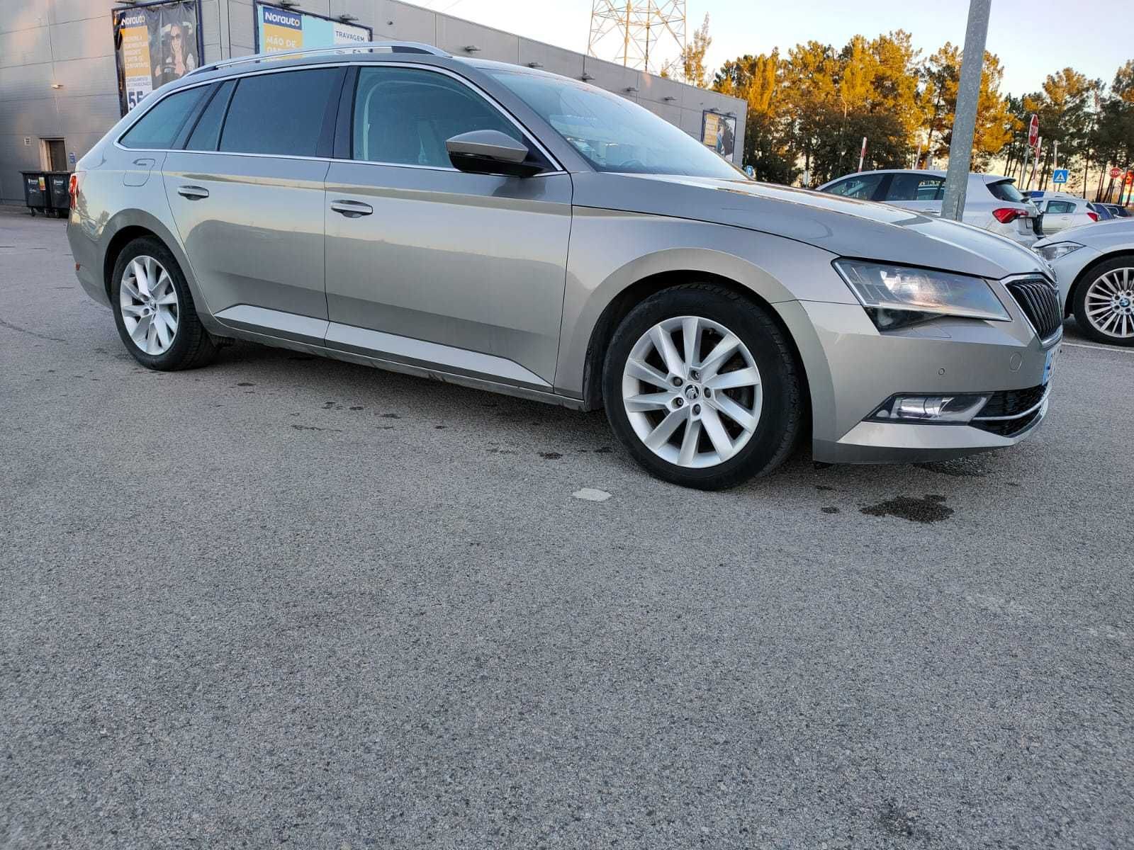 Skoda Superb 2.0 TDI DSG