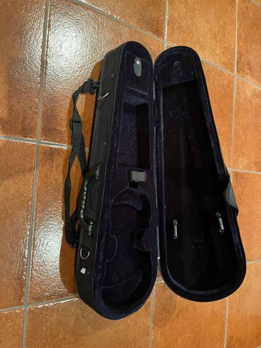 Violino 1/16 , arco e  caixa