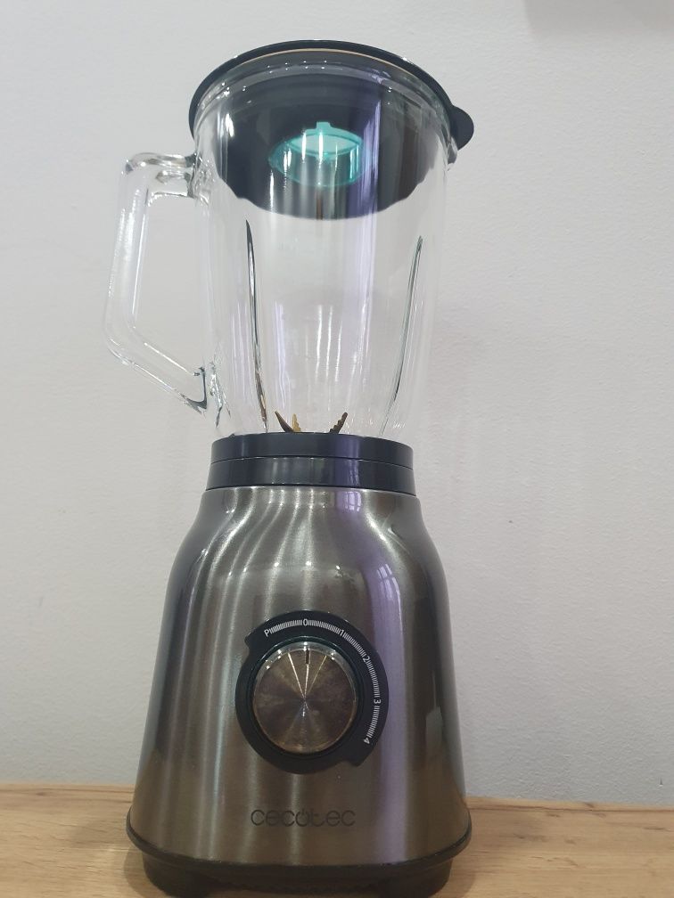 Blender kielichowy Cecotec Black Titanium 1.5L,1800MAX