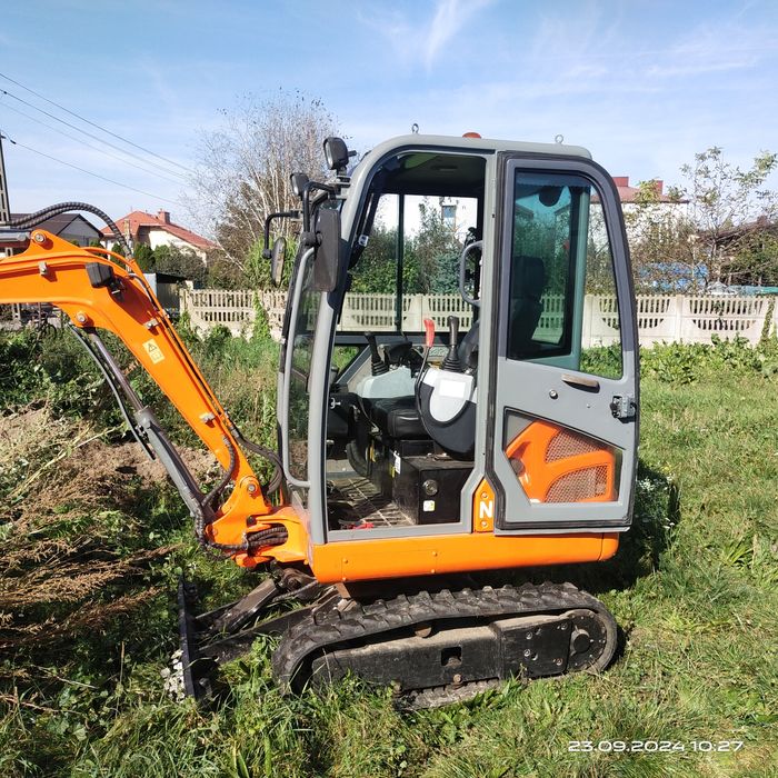 Zakladanie trawnika, aerator,koparka glebogryzarka separacyjna, mulcze