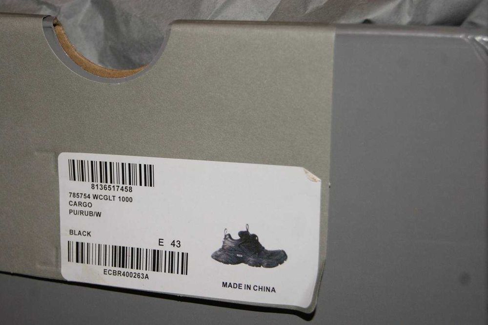 Balenciaga Cargo Sneakers in Black