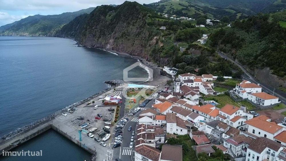 Moradia com 3 Quartos - Povoação