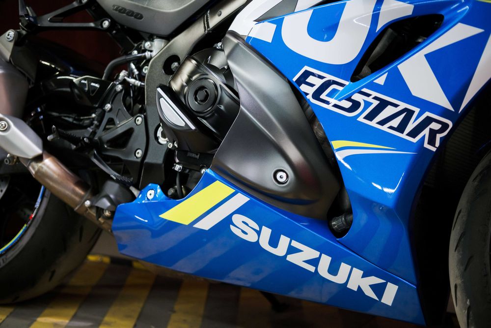 Suzuki GSX1000R із Японії