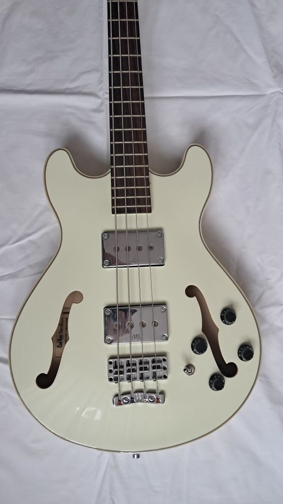 Warwick Rockbass Starbass 4 String Cream White
