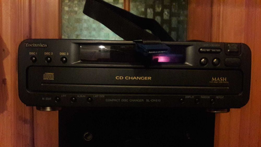 CD changer Technics  SL-CH610