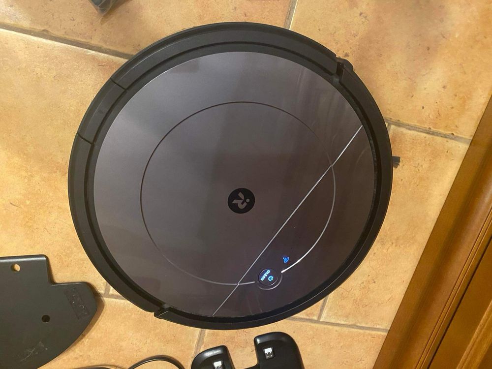 robot sprzątający IROBOT Roomba Combo z dodatkami