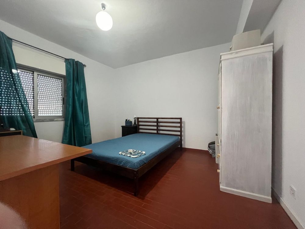 SOBREDA - M. CAPARICA, Alugo Quartos, para jovens ou estudantes
