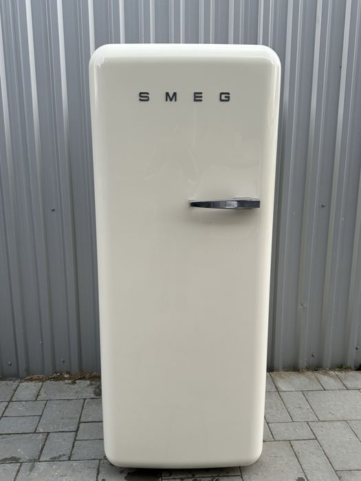 Холодильник Smeg Ретро вис 150см
