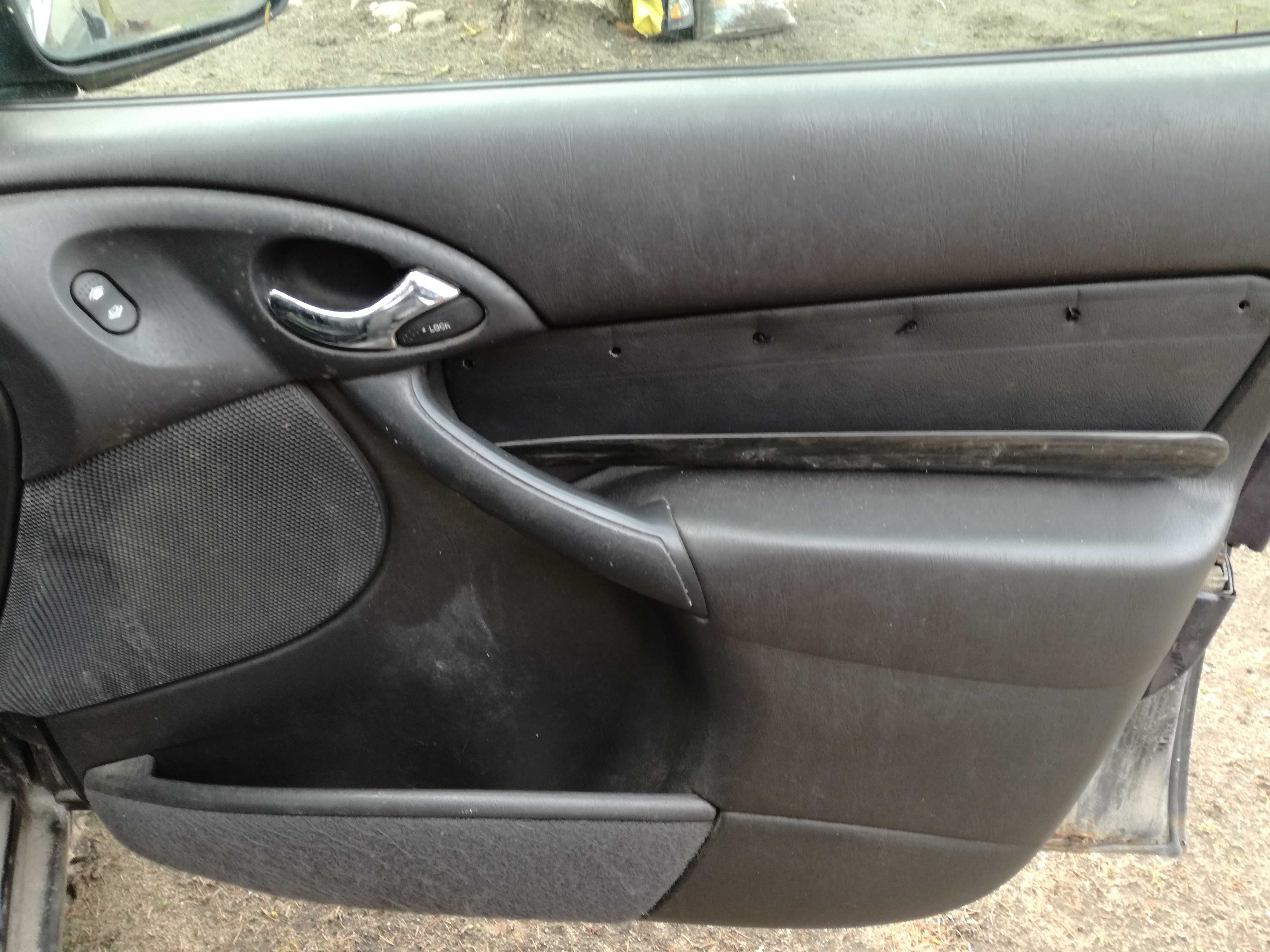 komplet foteli boczki skora grzane ford focus mk1