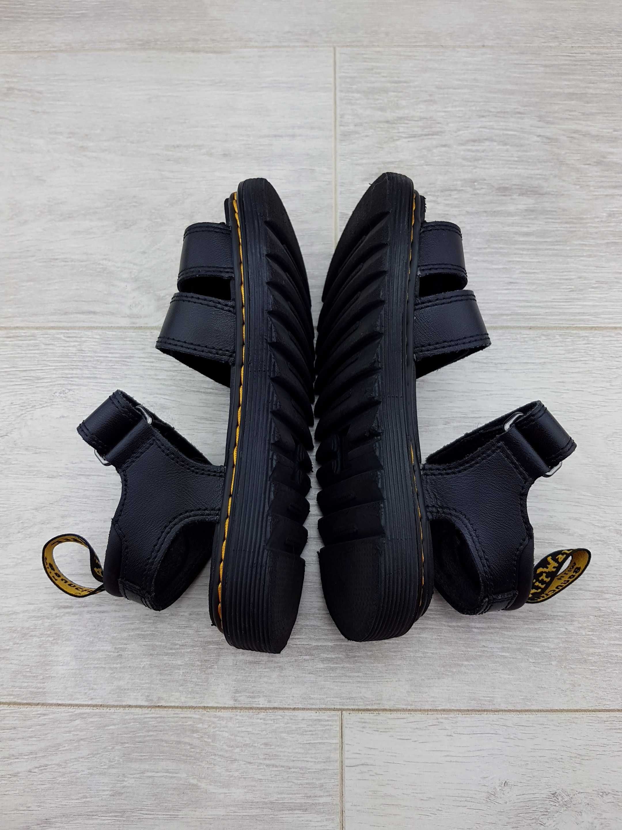 Дитячі босоніжки сандалі Dr. Martens оригінал р. 32
