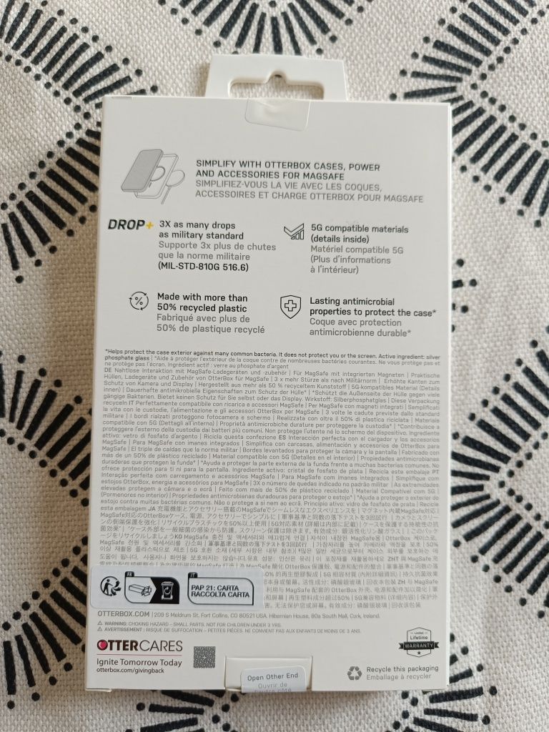 OtterBox Symmetry+ Etui do iPhone 14 Pro Max z MagSafe