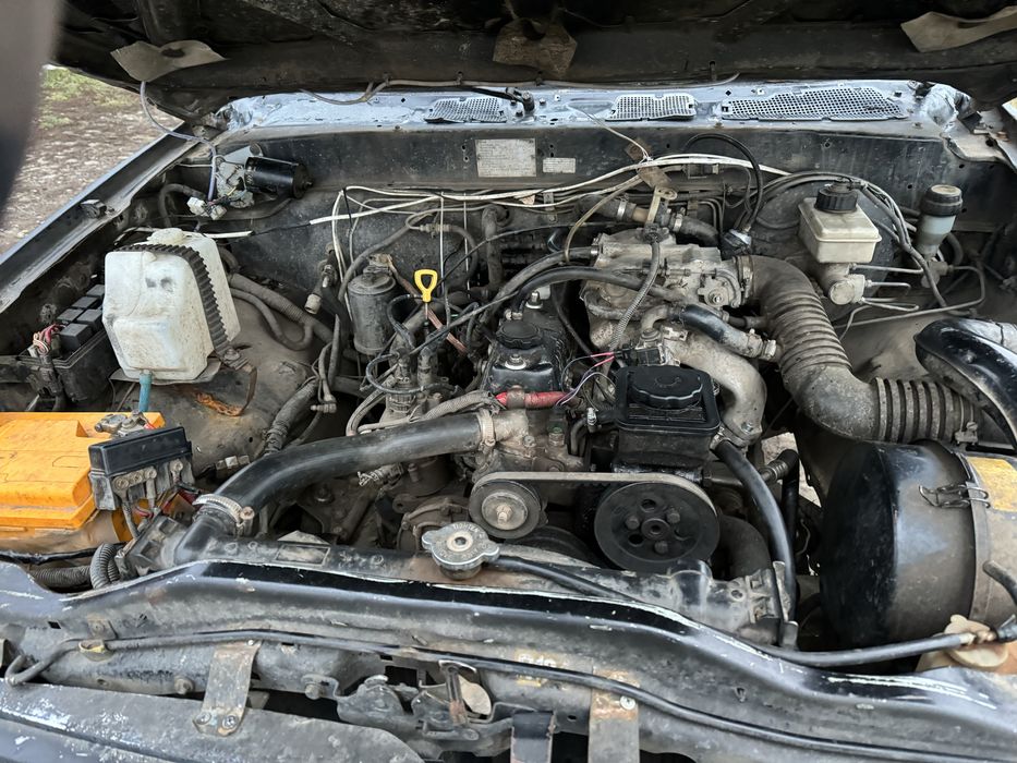 Продам внедорожник  пикап