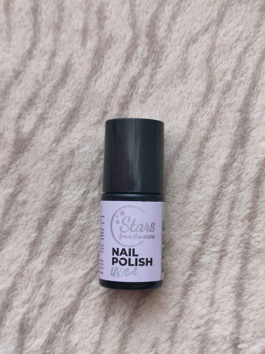 Nowy lakier hybrydowy Free Space nr 04 5ml lila jasny fiolet