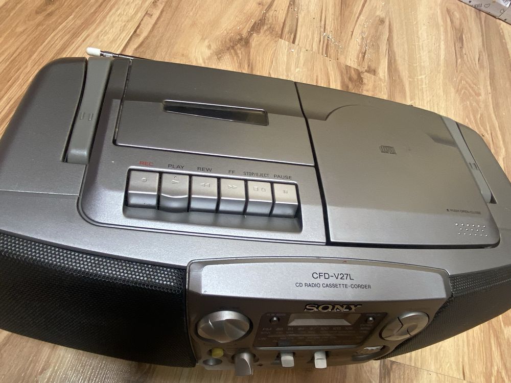 Radiomagnetofon Sony CFD-V27L - 100% sprawny,  klasyk - retro lata 90