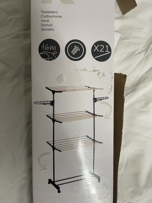 Estendal vertical grande, novo