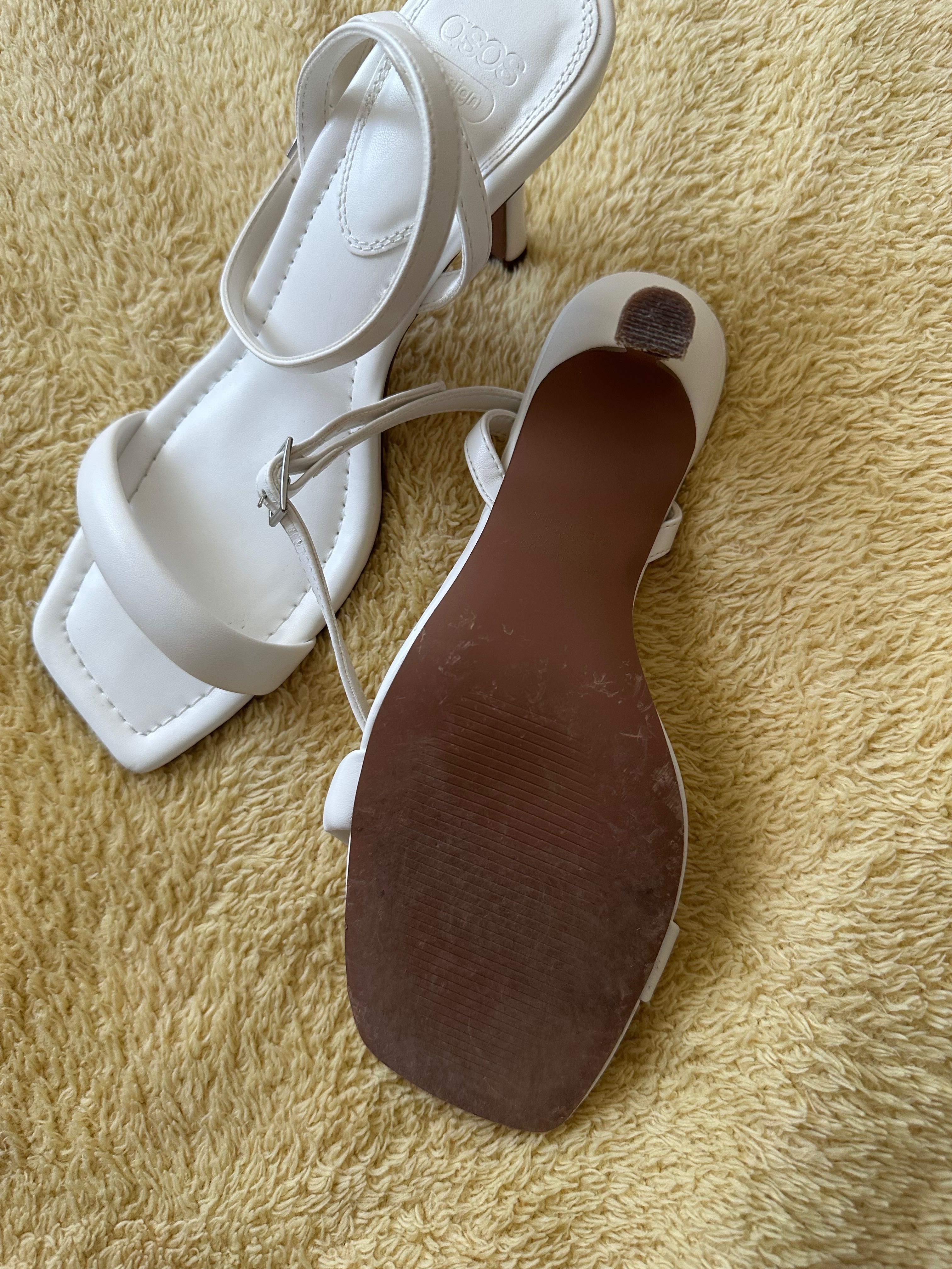 Buty/ sandałki/ szpilki 38 białe