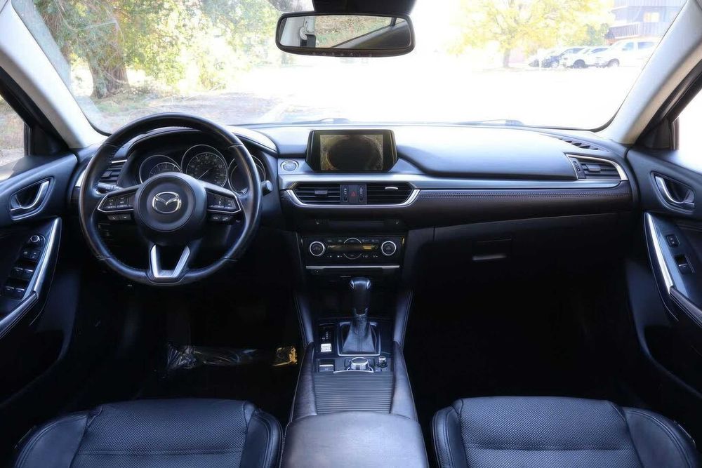 Mazda 6 Grand Touring      2017