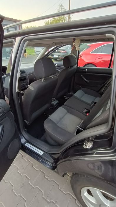 Volkswagen Golf IV kombi 1.6b+gaz 2004