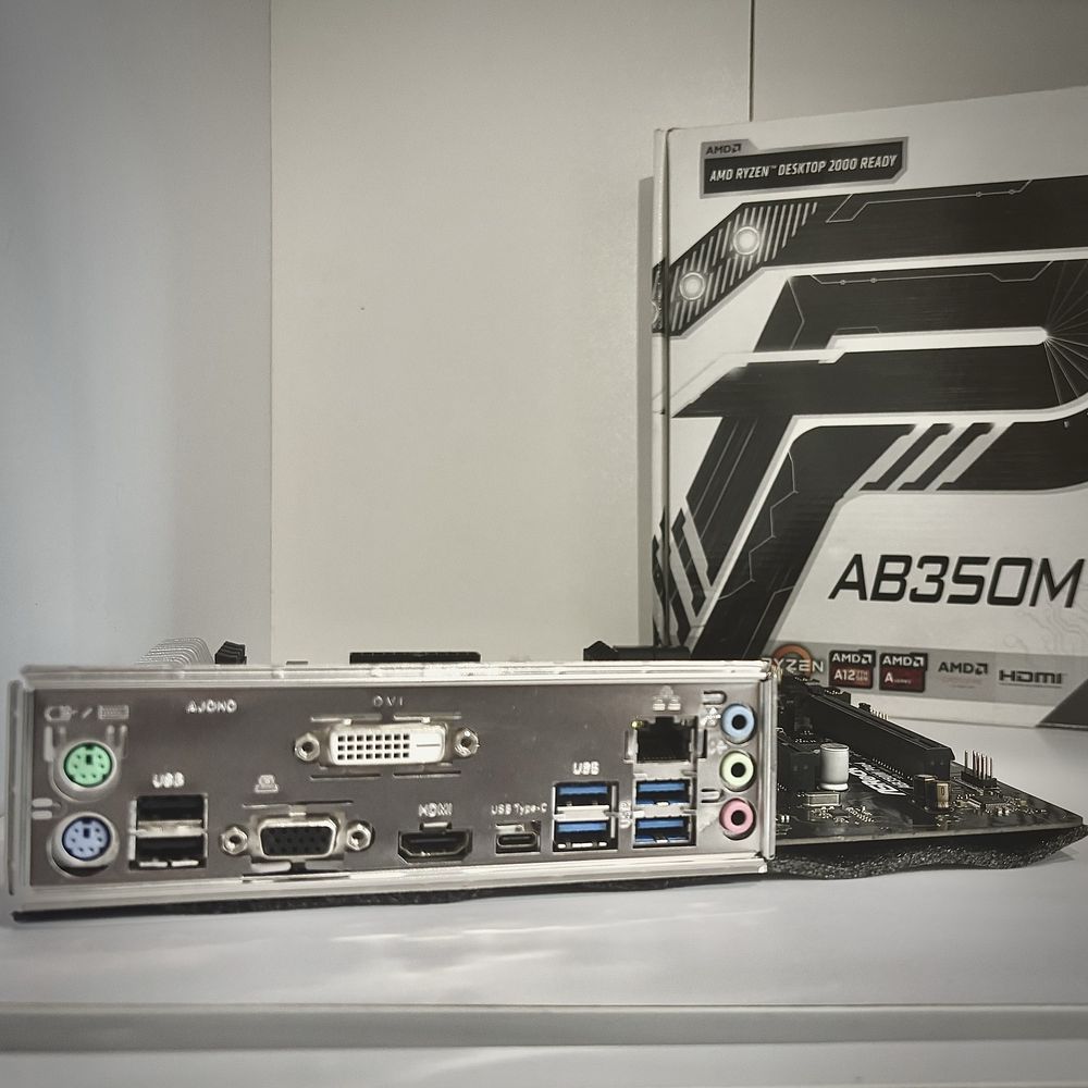 ASRock AB350M PRO4 + Ryzen 3 1200