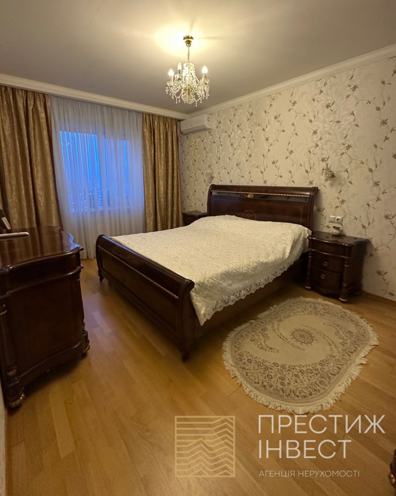 Вільна з 9.08 Оренда 3-к.кв в центрі міста з індивідуальним опаленням