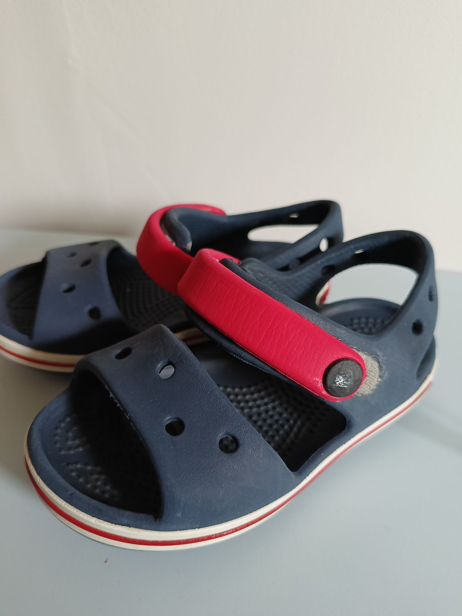 Sandały crocs c7 granatowo czerwone