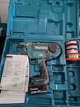 Makita DTR 180 - wiązarka do drutu zbrojeniowego
