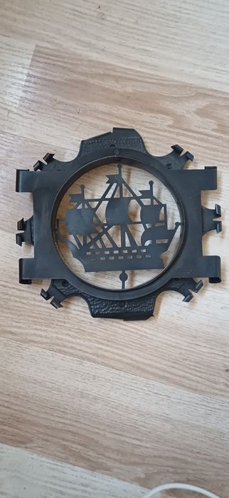 Панно настенное из старых времен.