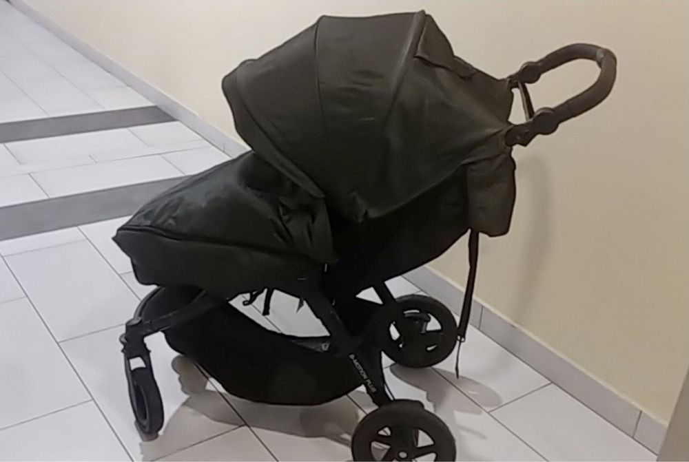 Коляска britax